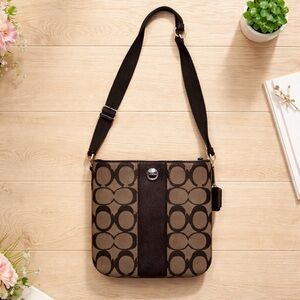 Coach 21905 Signature Leather Stripe Purse